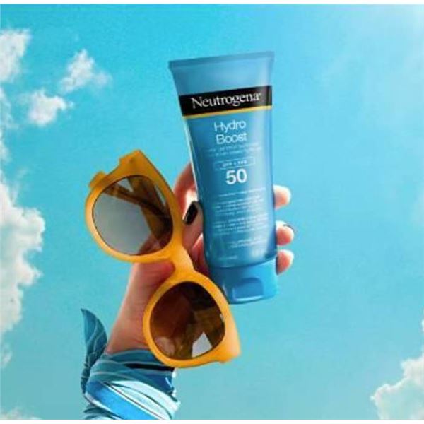 Lot of 3 -Neutrogena Hydro Boost SPF 50 Sunscreen Set