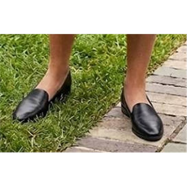 ALDO Black Slip-On Shoes Size 7