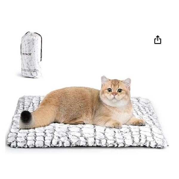 Petace Self Heating Pet Pad, Model 80242, 60 x 45 cm / 24 x 18 in