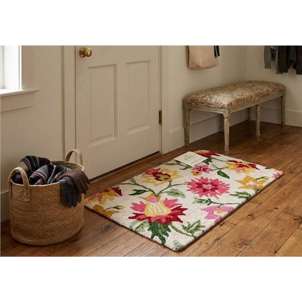 Hooked Accent Rug, 22 x 38 in, Floral Design