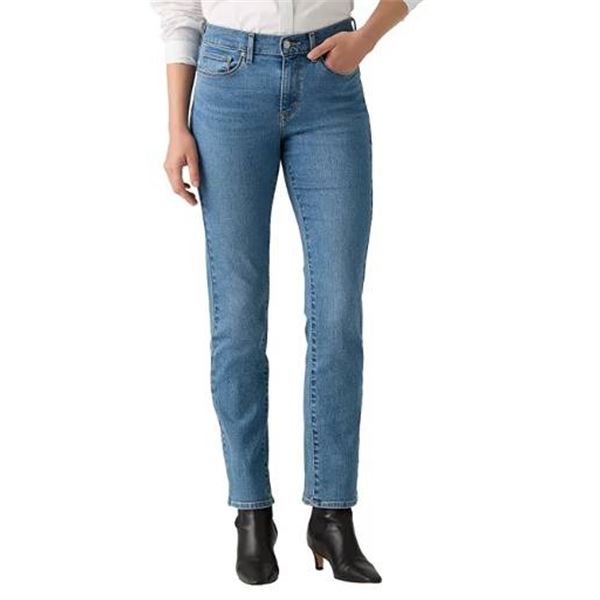 Levi's Classic Straight Jeans, Size 6M