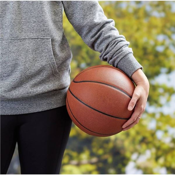 Amazon Basics PU Composite Basketball - 2 pack