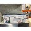 Image 2 : Automatic Steam Brush with Cleaning Kit