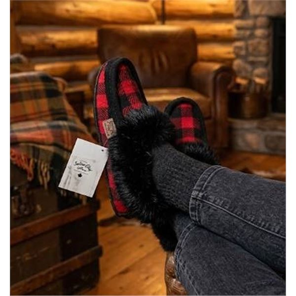 Eugene Cloutier Laurentian Chief Moccasins