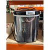 Image 2 : Frigidaire Model EFIC117-SSBLACK_SC Ice Maker