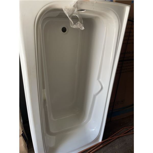 5ft LH Drain MAAX Bathtub with Visible Damage in Photo