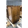 Image 5 : RUSTIC DARK WOOD HUTCH