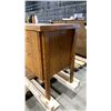 Image 5 : SOLID OAK CREDENZA
