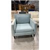 Image 3 : BLUE MODERN ARMCHAIR
