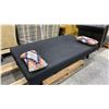 Image 4 : BLACK FUTON