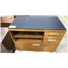 Image 3 : 3 DRAWER MEDIA CABINET
