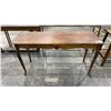 Image 1 : WOOD HALL TABLE