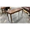 Image 2 : WOOD HALL TABLE