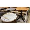 Image 4 : GROUP OF 3 SIDE TABLES