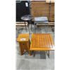 Image 4 : GROUP OF 4 SIDE TABLES