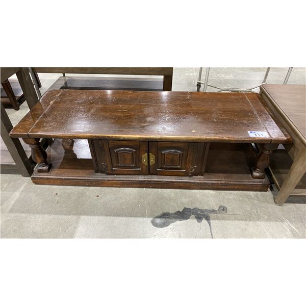 VINTAGE 2 DOOR COFFEE TABLE