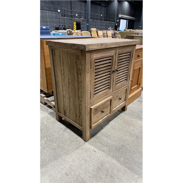 2 DRAWER, 2 DOOR WOOD HUTCH