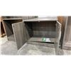 Image 2 : 2 MATCHING WOOD CREDENZAS