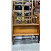 Image 2 : 2 WOOD BOOKSHELVES
