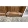 Image 3 : PAIR OF MATCHING WOOD BOOKSHELVES