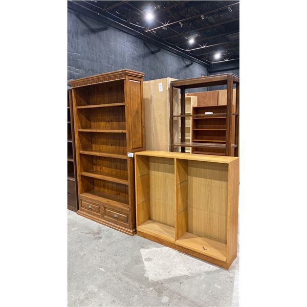 2 PC WOOD BOOKSHELVES