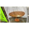 Image 3 : ROUND MID CENTURY MODERN TEAK TOP DINING TABLE WITH ORANGE METAL TULIP BASE