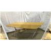 Image 4 : LIGHT WOOD TOP DESK/TABLE WITH METAL BASE