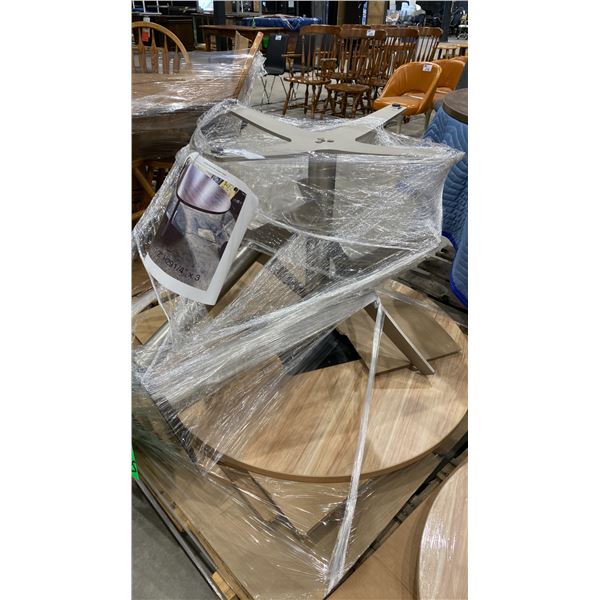GROUP OF 3 ROUND LIGHT WOOD TOP BISTRO TABLES WITH METAL BASES
