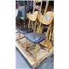 Image 4 : SET OF APPROX 12 DINING CHAIRS