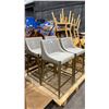 Image 3 : SET OF 4 GREY BAR CHAIRS
