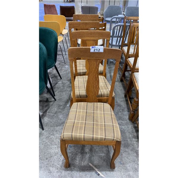 GROUP OF 4 DINING CHAIRS