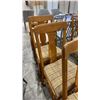 Image 3 : GROUP OF 4 DINING CHAIRS