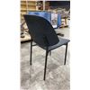 Image 5 : GROUP OF 6 BLACK PADDED CLIENT CHAIRS