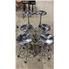 Image 4 : 6 METAL ADJUSTABLE ROLLING STOOLS