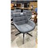Image 5 : GROUP OF 4 BLACK PADDED CLIENT CHAIRS