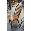 Image 4 : PAIR OF VINTAGE WOOD DINING CHAIRS