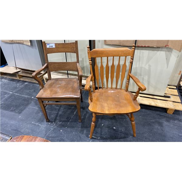 PAIR OF VINTAGE WOOD DINING CHAIRS