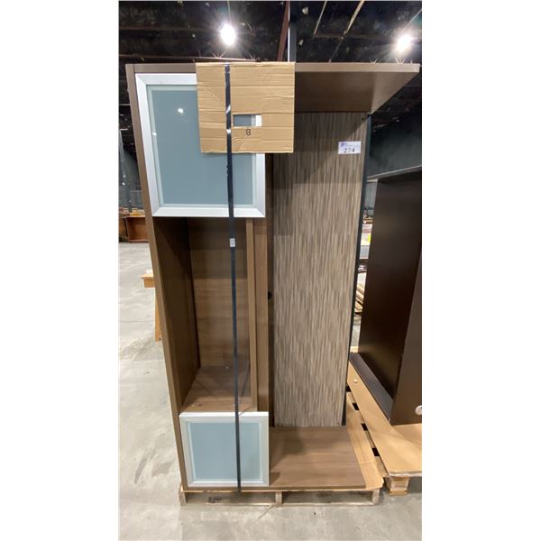 DESK WITH TOP HUTCH