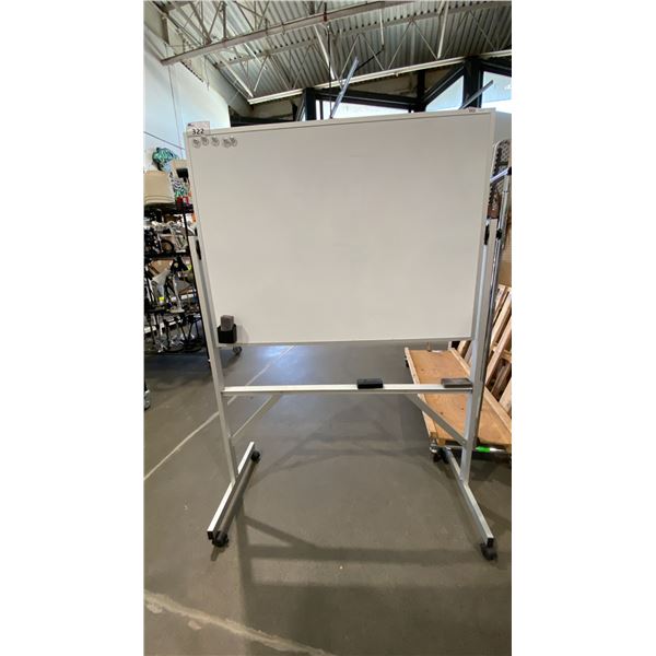 MOBILE ADJUSTABLE WHITEBOARD