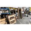 Image 2 : LARGE GROUP OF ASSORTED ARTWORK