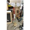 Image 4 : GROUP OF 3 ASSORTED FLOOR LAMPS