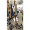 Image 3 : GROUP OF 3 ASSORTED FLOOR LAMPS