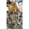 Image 1 : PAIR OF FLOOR LAMPS