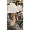 Image 1 : PAIR OF FLOOR LAMPS