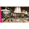 Image 2 : SHELF OF TABLE LAMPS