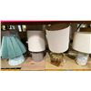 Image 3 : SHELF OF TABLE LAMPS