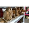 Image 3 : LARGE ASSORTMENT OF SERVING TRAYS AND CUTTING BOARDS