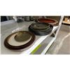 Image 4 : LARGE ASSORTMENT OF SERVING TRAYS AND CUTTING BOARDS