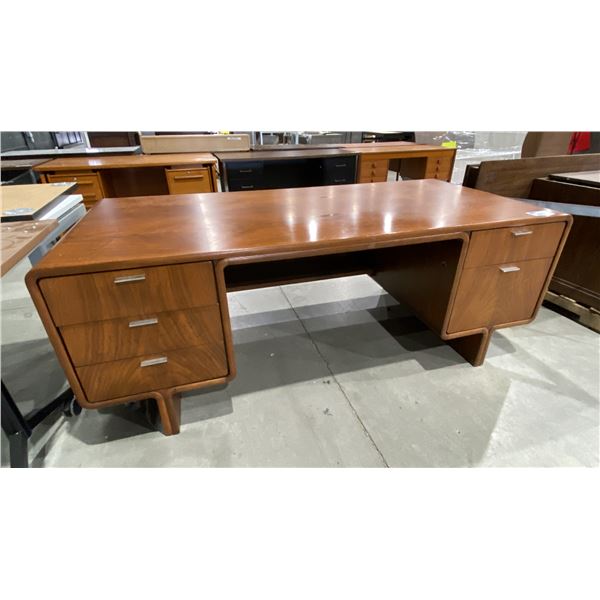MID CENTURY MODERN 5 DRAWER DESK WITH CHROME HANDLES