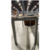Image 3 : 2 TABLES